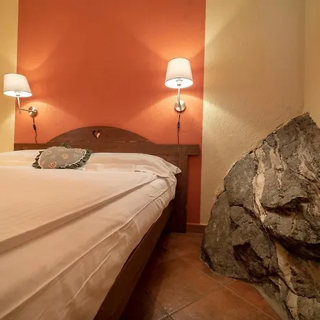 La Peiro Groso Locanda *