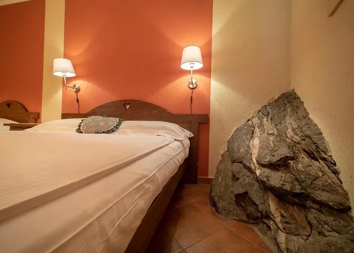 La Peiro Groso 여관 *